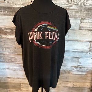 Pink Floyd Black and Multicolor Distressed Band Tee